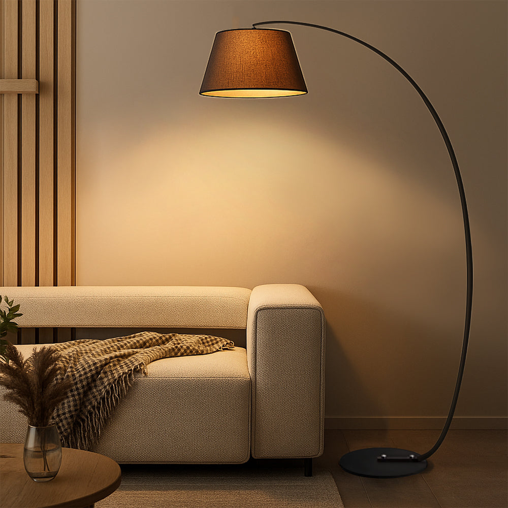 Lyseth | Vintage Style Floor Lamp with a Modern Touch 4