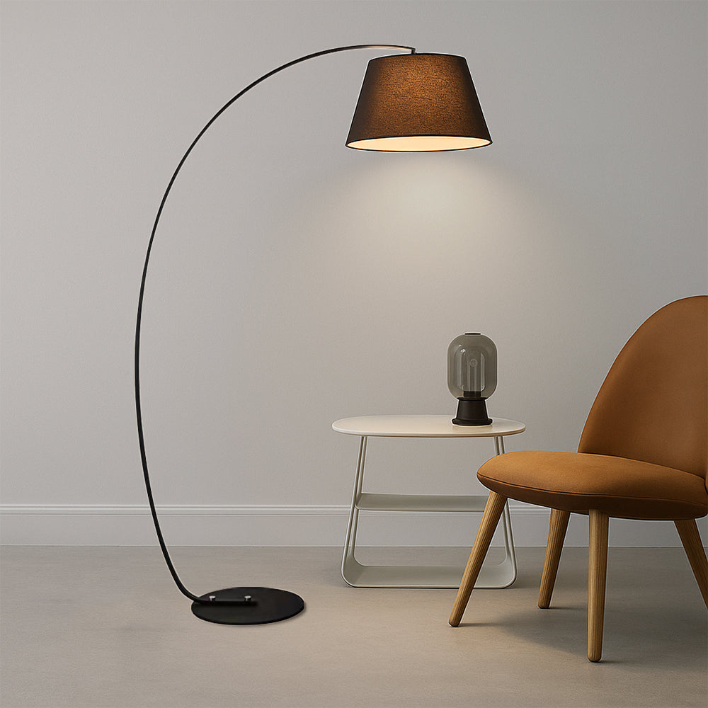 Lyseth | Vintage Style Floor Lamp with a Modern Touch 5