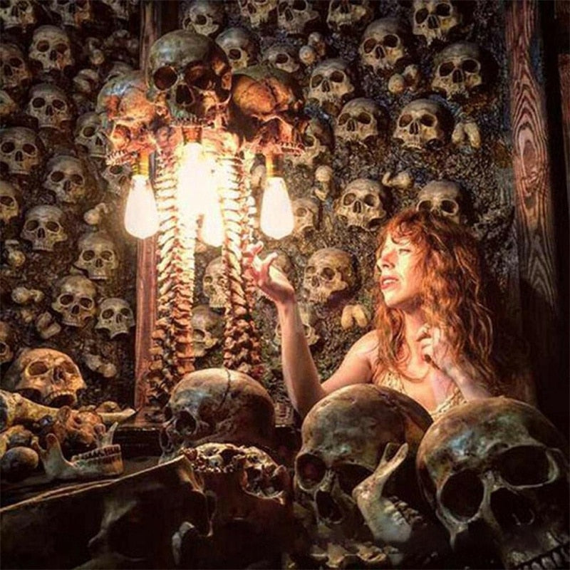 MacabreGlow | Eerie LED Skull Spine Table Lamp 5