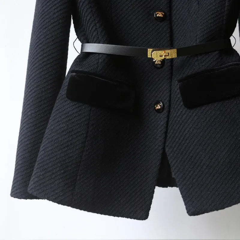 Marina | Timeless Women's Wool Coat – Mid-Length Elegance & Warmth 4