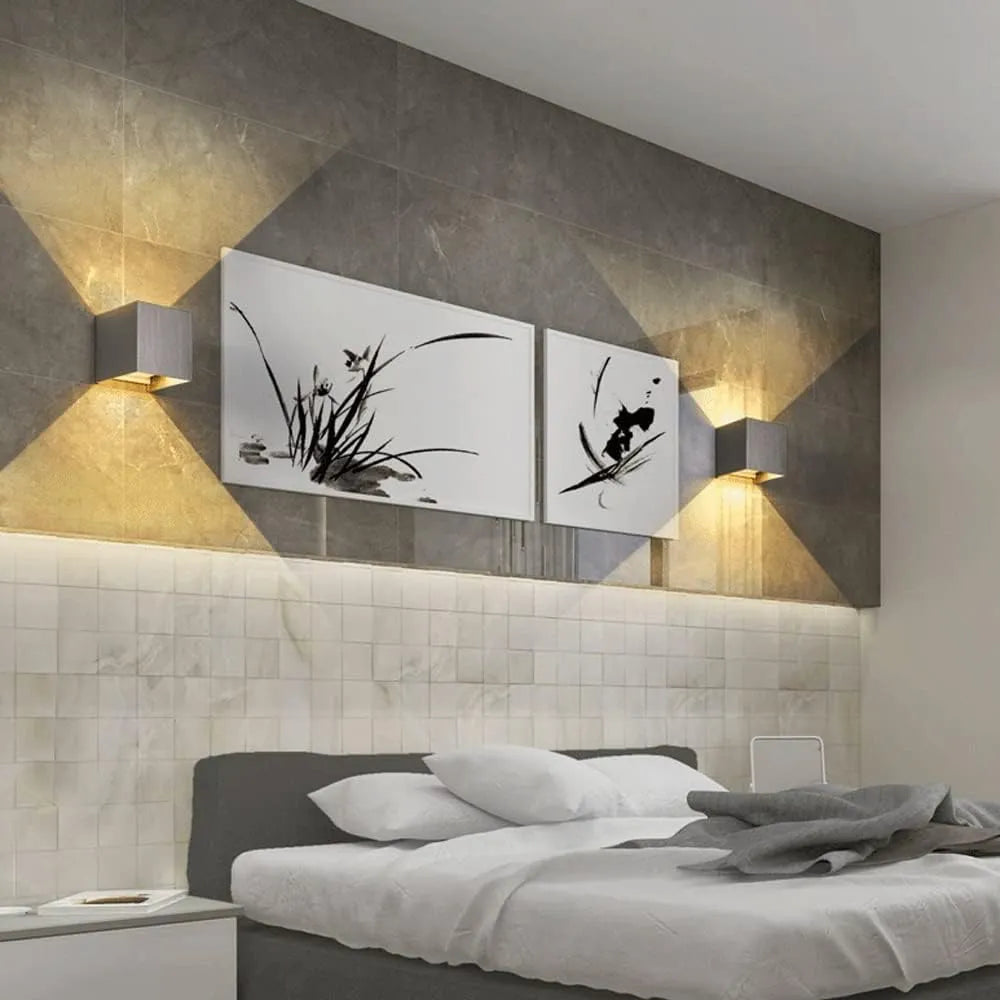 Minimalist Wall Sconce Lighting Elegant Aluminium Iron Design 0