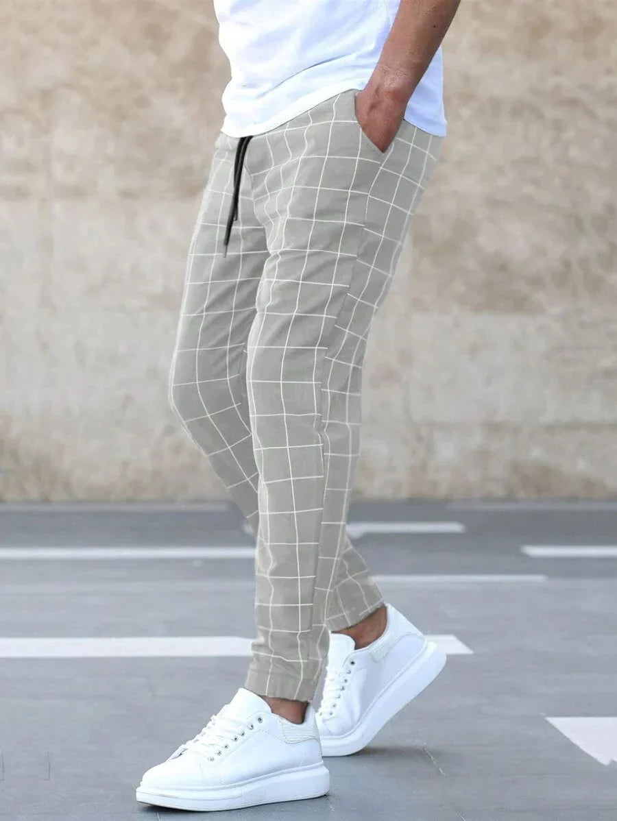 Oliver | Chic Tailored Trousers 2