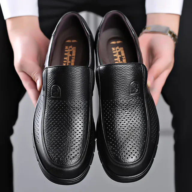 Olivia | Elegant Classic Black Loafers for Women 3