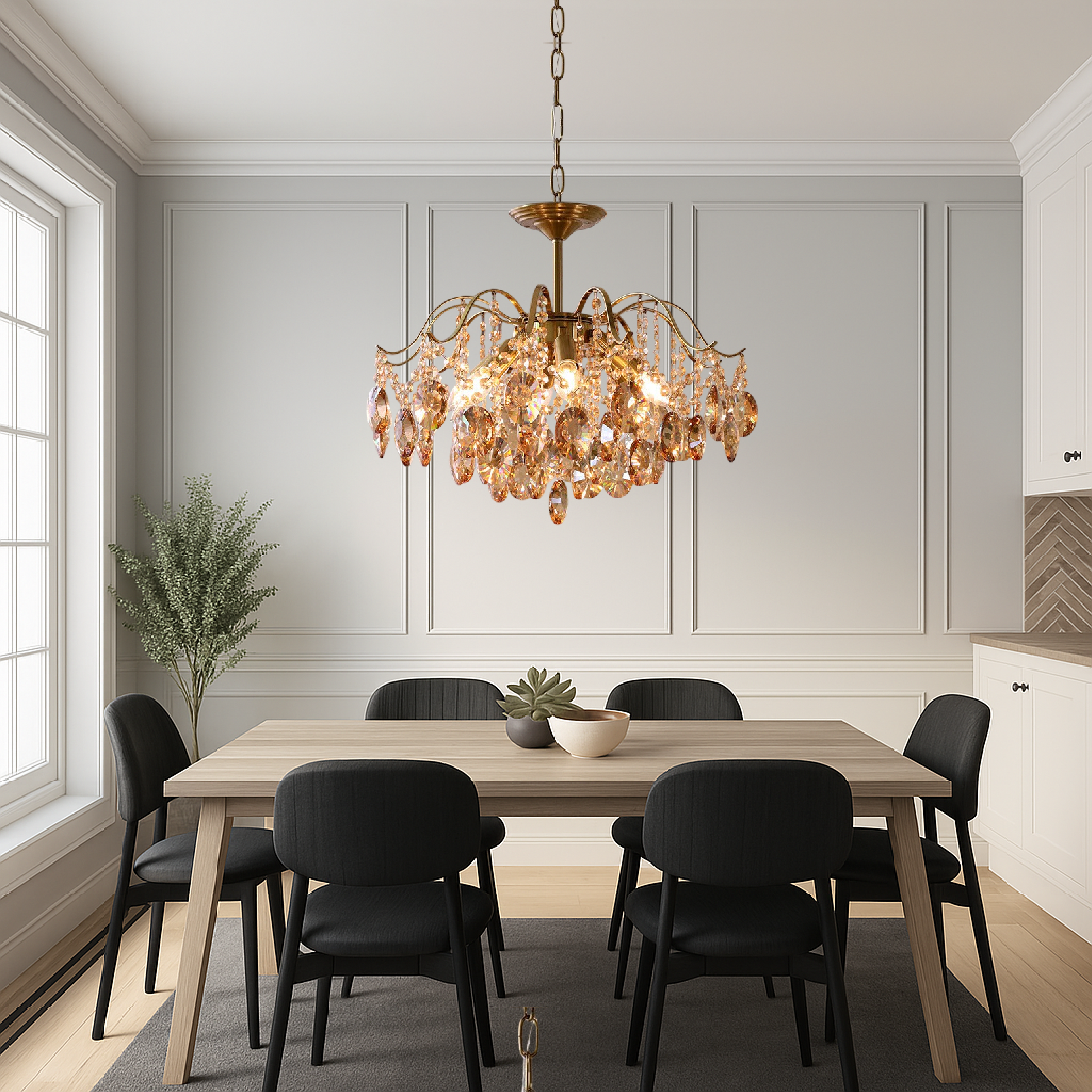 Omira | Luxurious Crystal Retro Chandelier 3