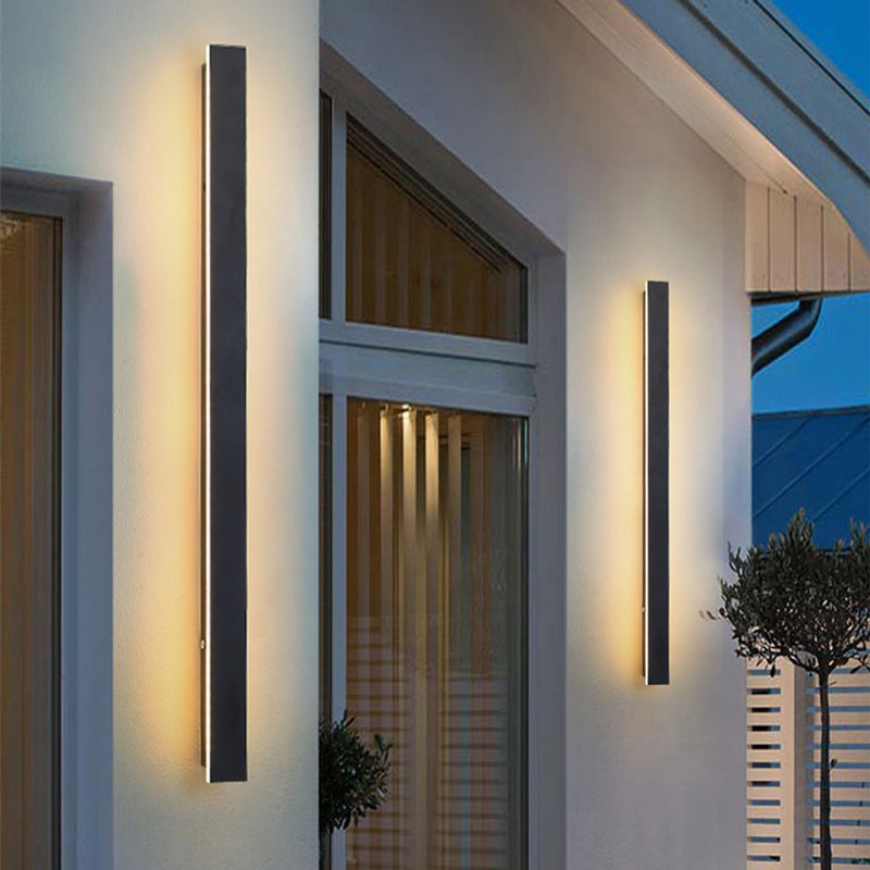 Outdoor Wall Light Contemporary Black Metal LED Design 10