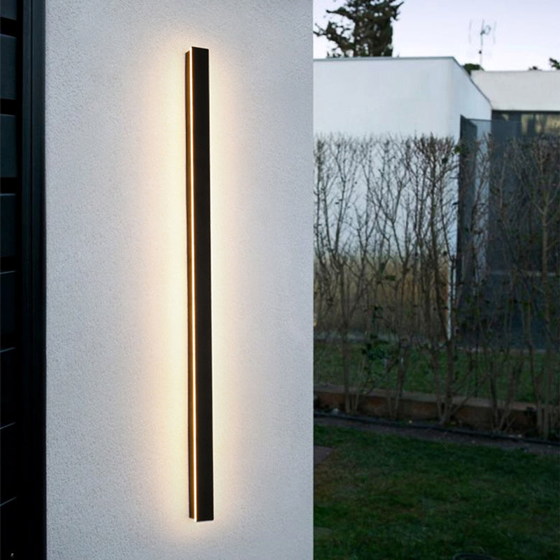 Outdoor Wall Light Contemporary Black Metal LED Design 5