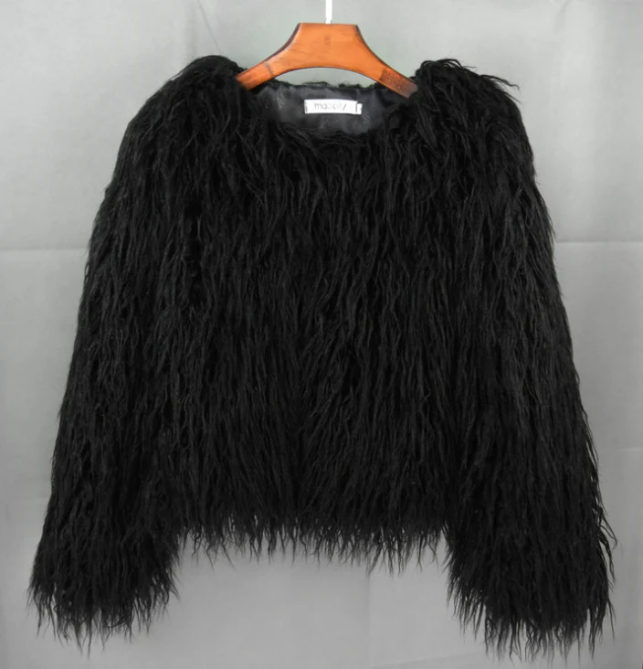 Oversized Cropped Faux Fur Jacket for Women – Shaggy Texture for Fall and Winter Fashion 0