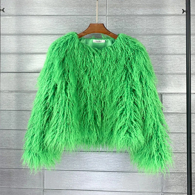 Oversized Cropped Faux Fur Jacket for Women – Shaggy Texture for Fall and Winter Fashion 3