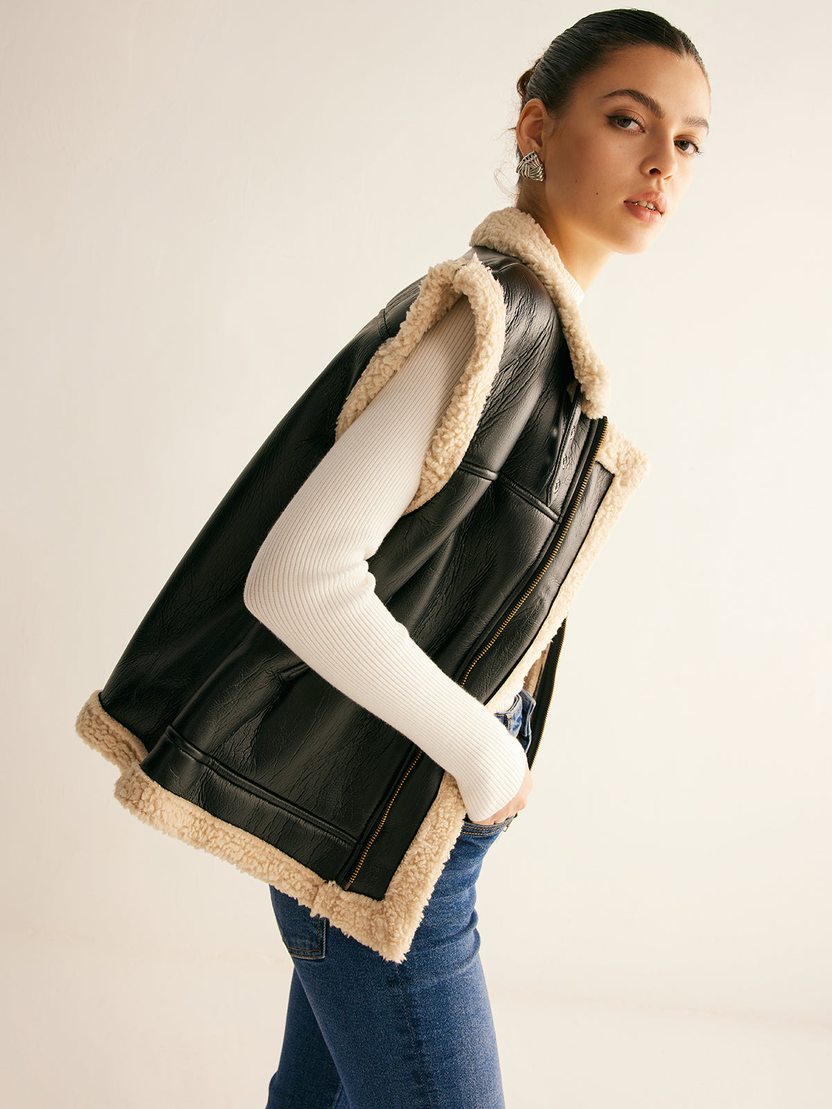 Rylie | Teddy Lined PU Leather Vest 2