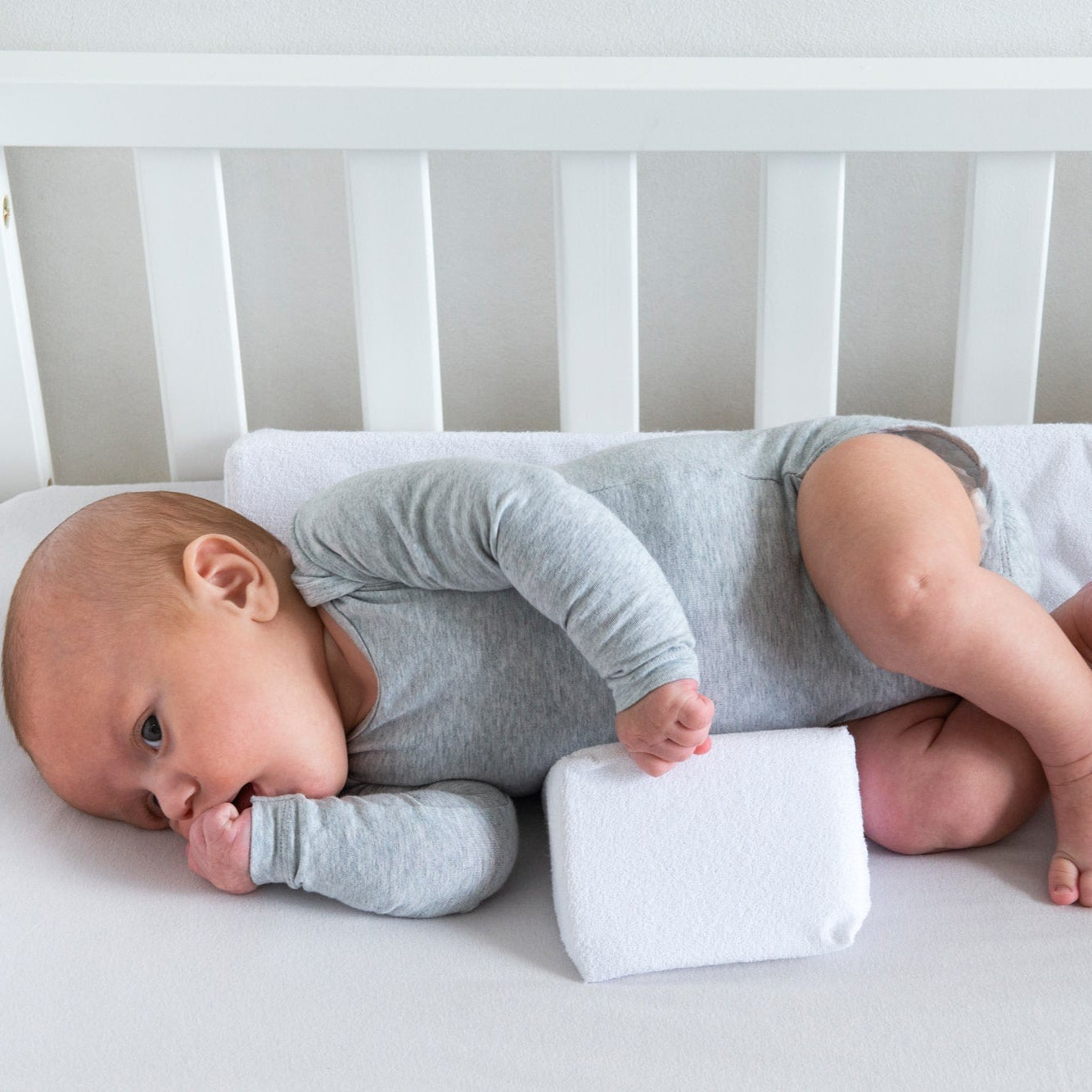 SafeNest | Comfortable Ergonomic Adjustable Infant Pillow for Safe Sleep 1