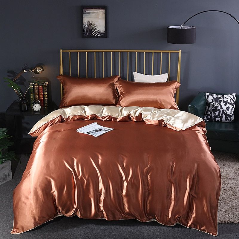 SilkAura - 4-Piece Silk Luxury Bedding 31