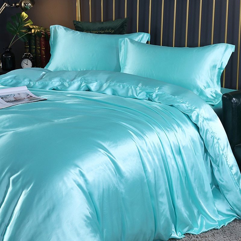 SilkAura - 4-Piece Silk Luxury Bedding 7