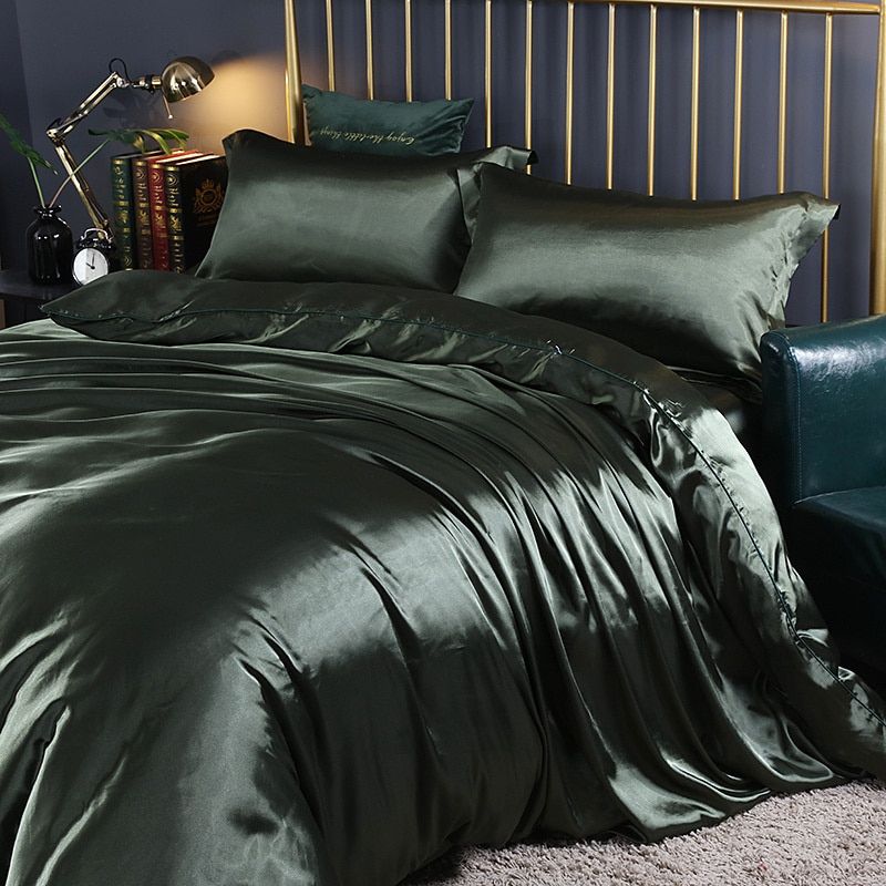 SilkenDream - Luxury 4-Piece Satin Bedding Set 5