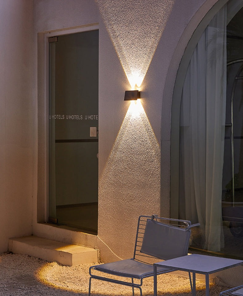 Sleek Solar Wall Lamp with Smart Sensor, IP65 Waterproof Outdoor Light Fixture for Garden and Patio 7