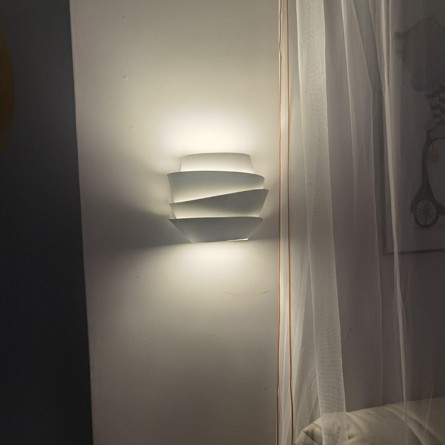 SoleilGlow – French Sunlight-Inspired Wall Lamp for Radiant Spaces 4
