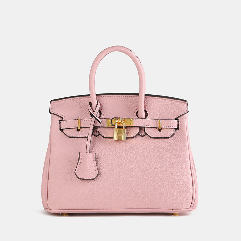 Sophia | Elegant Chic Handbag - Timeless Style &amp; Functionality 8