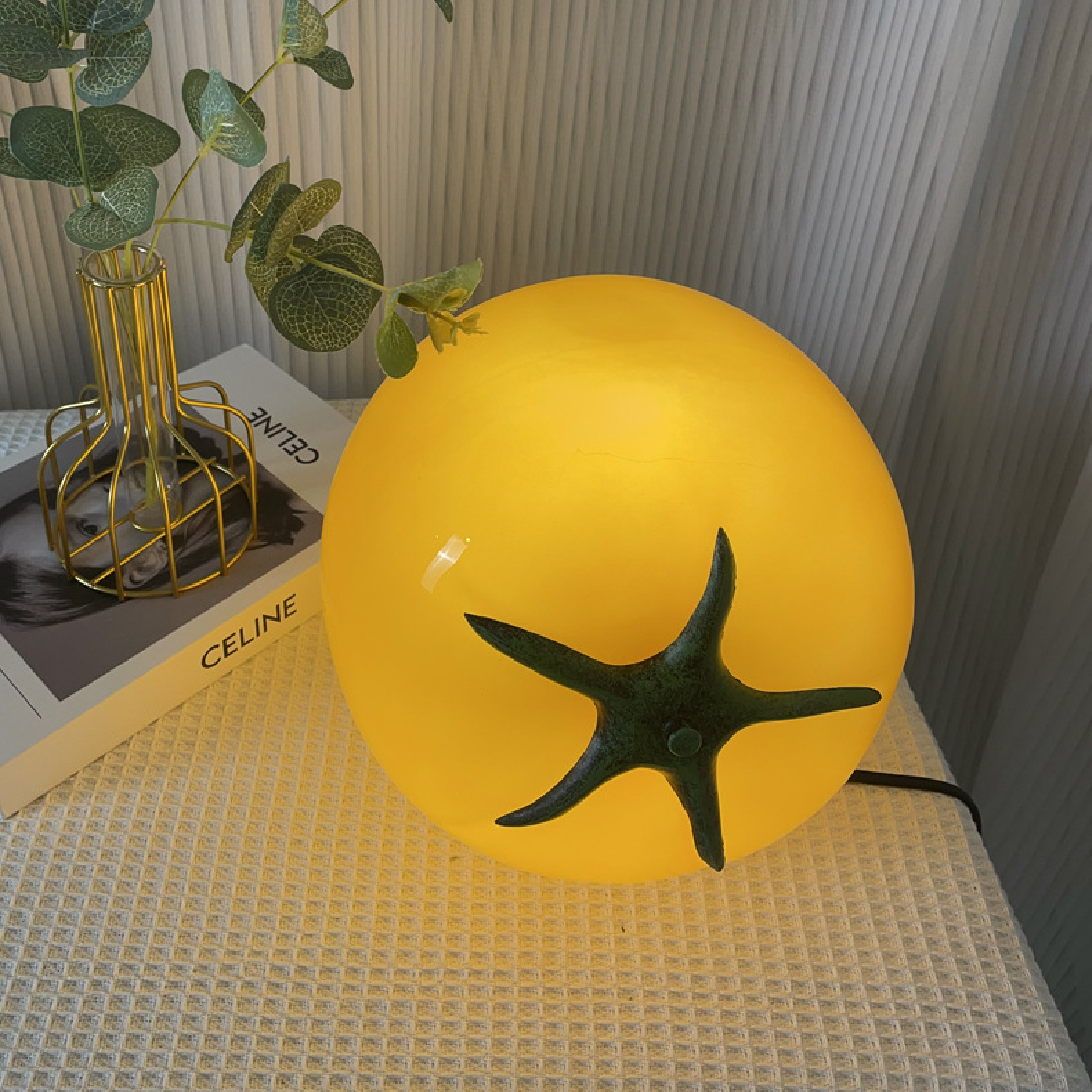 Statuesque | Decorative Tomato Table Lamp 6
