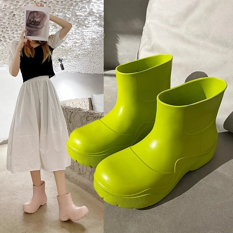 StormStride | Stylish Waterproof Anti-Slip Women's Rain Boots 2
