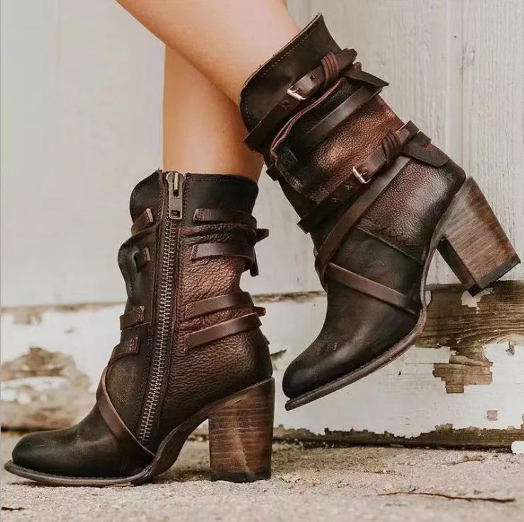 Stylish Black Leather Ankle Boots for Women with Chunky Heel and Distressed Finish 1