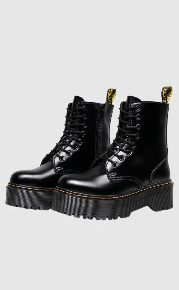 Stylish Leather Platform Boots with Chunky Sole – Comfortable Urban Footwear for Streetwear and Grunge 2