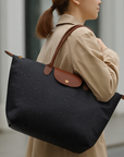 Stylish Waterproof Leather Tote Bag – Versatile Shoulder Bag for Everyday Use, All-Weather Design 1