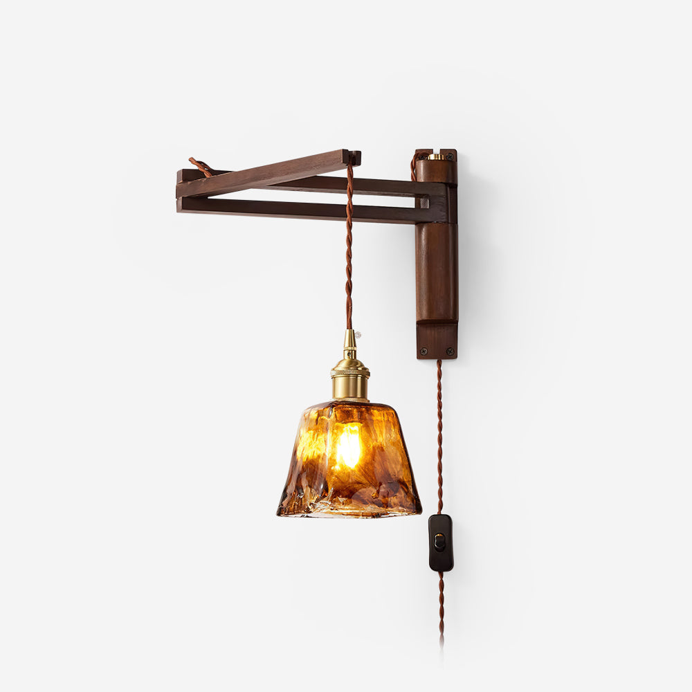 Varonne | Vintage-Inspired Wall Lamp with Classic Silhouette 5