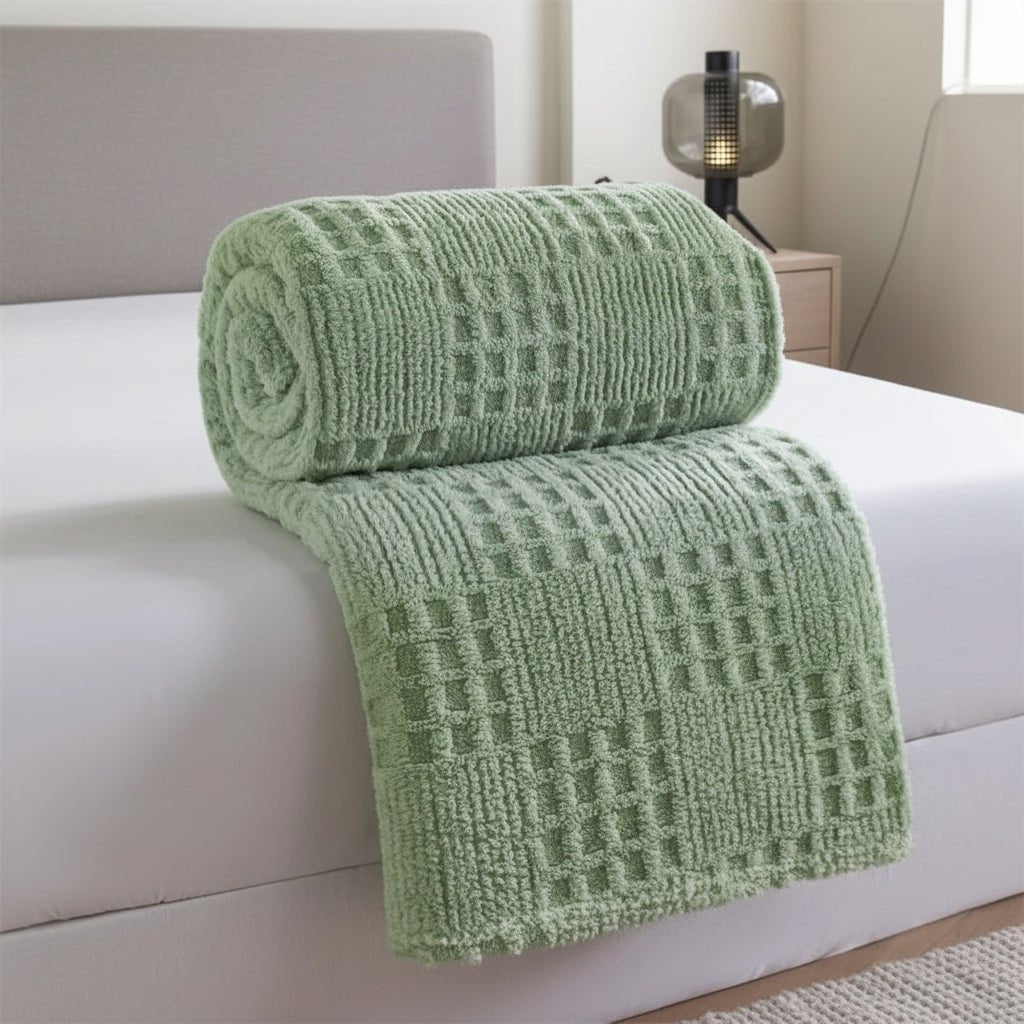 VelvetNest | Luxurious Soft Thick Waffle Jacquard Blanket 0