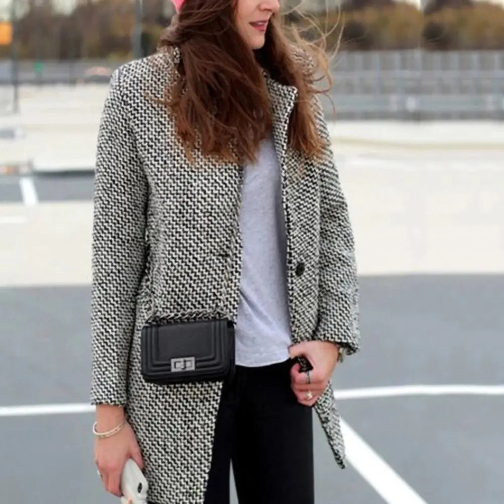 Veronica | Stylish Women's Houndstooth Wool Coat with Elegant Design 0
