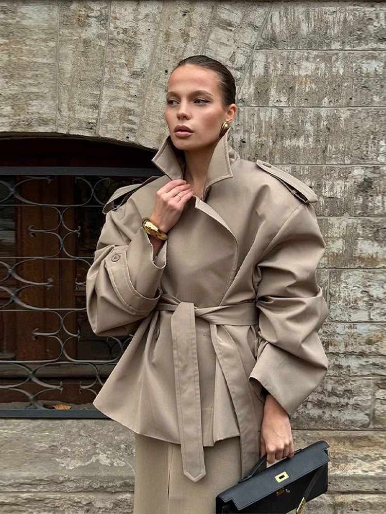 Vintage Women's Short Trench Coat with Turn-Down Collar and Shoulder Pads – Stylish Women's Jacket 1