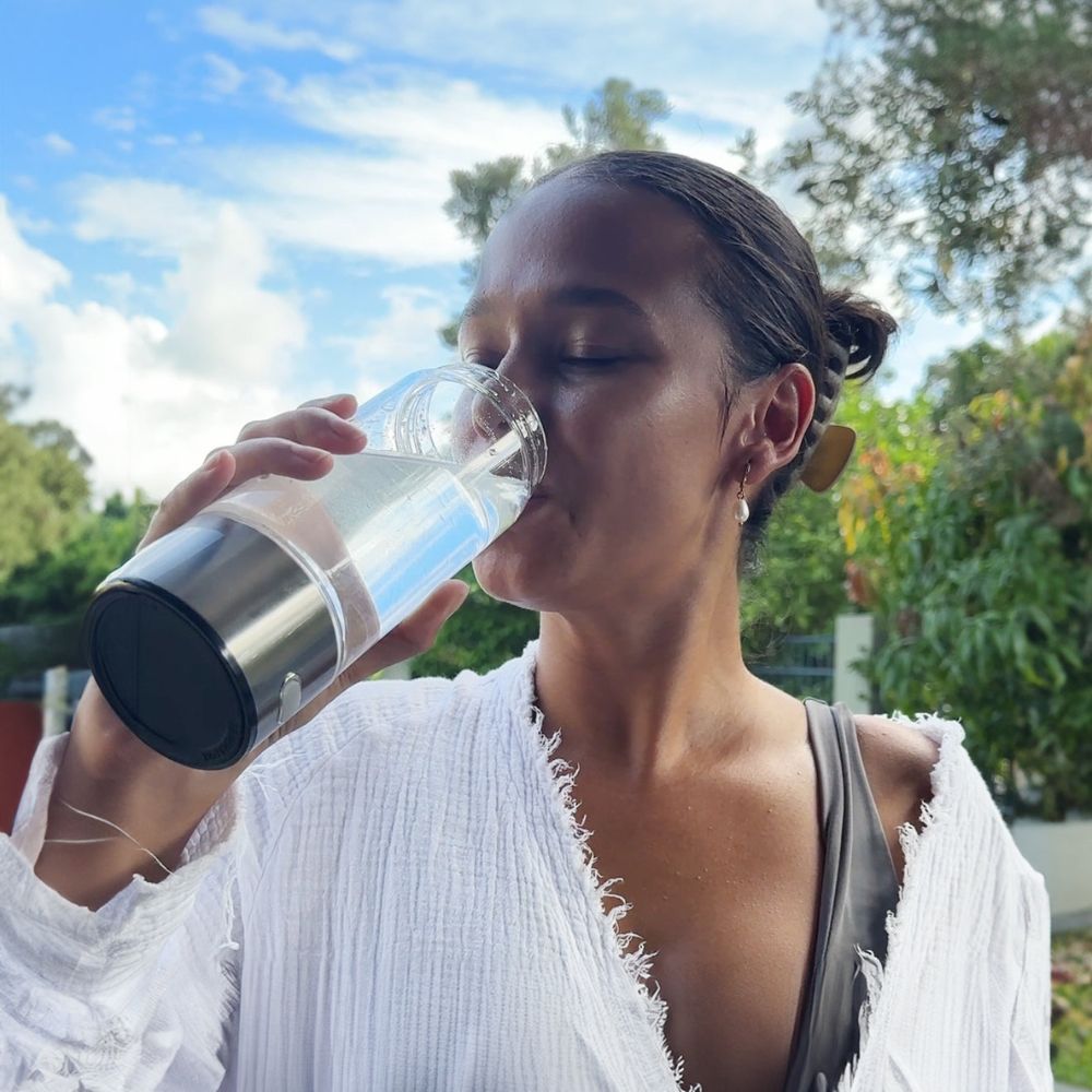VitaFlow | Hydrogen Infused Water Bottle for Energy & Detox Support 2
