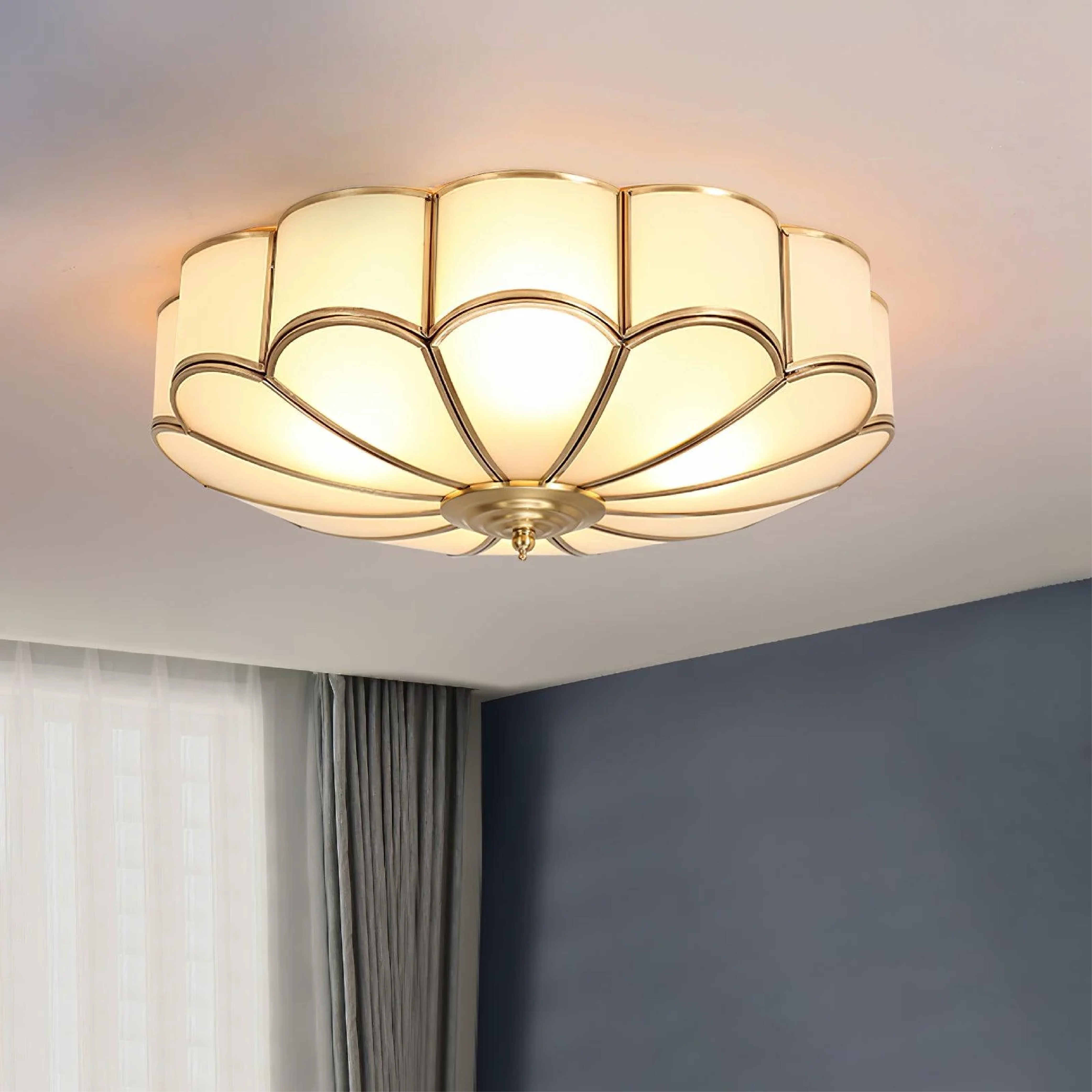 Vitasphere | Sculptural Flower-shaped Glass Ceiling Lamp 1