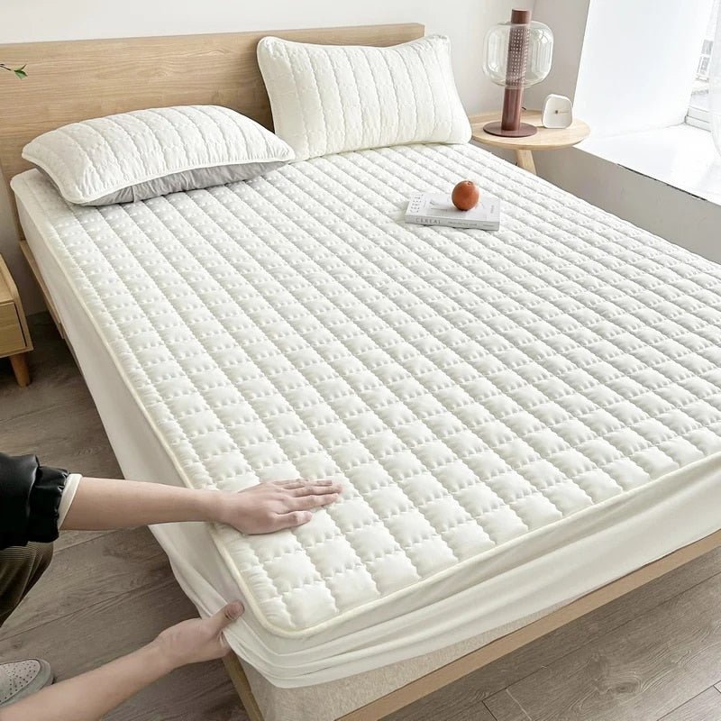 Waterproof Mattress Protector Queen - Soft, Breathable Cover for Ultimate Comfort and Hygiene 6
