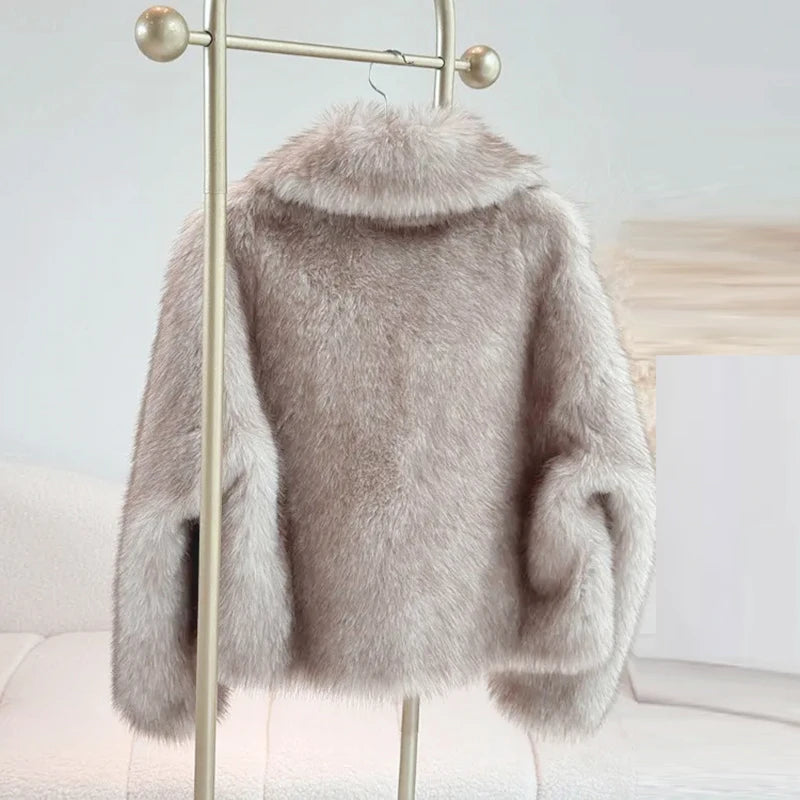 Women's Faux Fur Short Jacket - Warm Lightweight Winter Coat for High Street Fashion 3