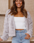 Women's Quilted Faux Fur Crop Jacket with Open Front – Structured Fit for Stylish Comfort 8