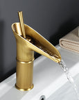 RetroStream – Vintage Style Waterfall Bathroom Faucet for a Nostalgic Touch
