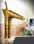 RetroStream – Vintage Style Waterfall Bathroom Faucet for a Nostalgic Touch