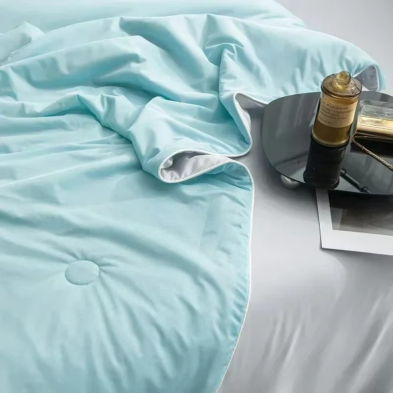 Cooling Summer Blanket with Dual-Sided Cold Touch Fabric