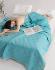 Breathable Cool Duvet Lightweight Comforter for Summer Use